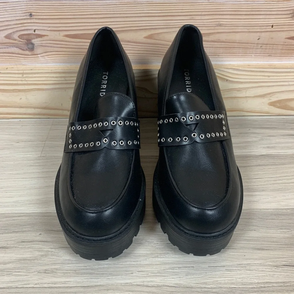 Torrid Platform Loafers Women 10WW Black Goth Grommet Lug Sole Shoe